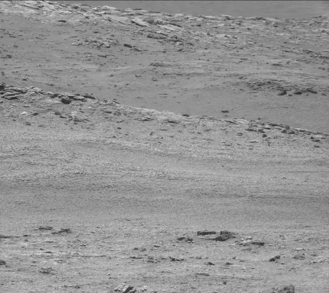 Sol 2931: Mast Camera (Mastcam)
