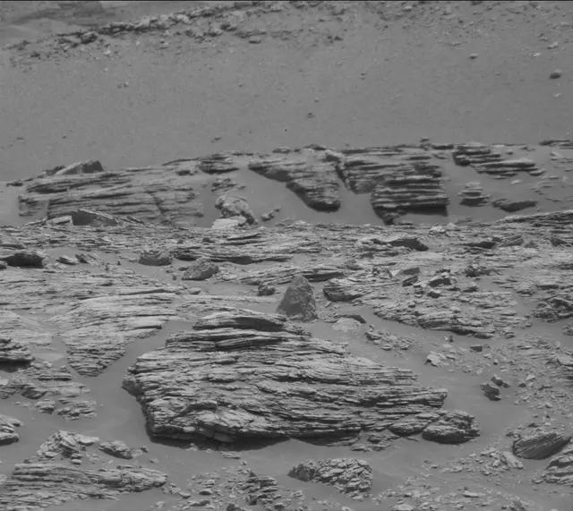 Sol 2933: Mast Camera (Mastcam)