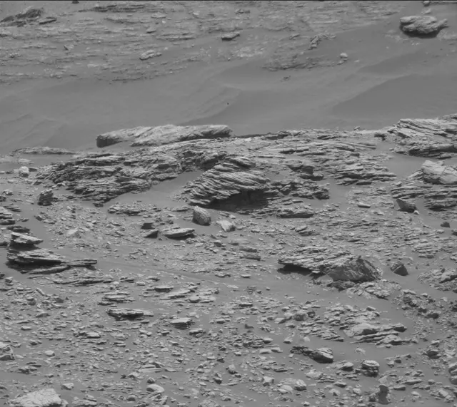 Sol 2933: Mast Camera (Mastcam)