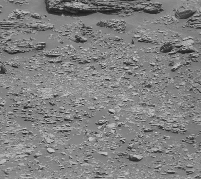 Sol 2933: Mast Camera (Mastcam)