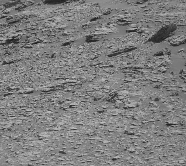 Sol 2933: Mast Camera (Mastcam)