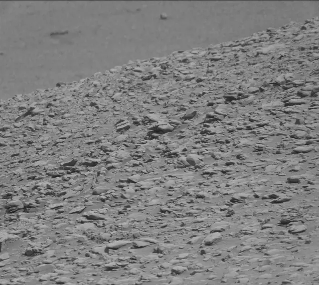 Sol 2933: Mast Camera (Mastcam)