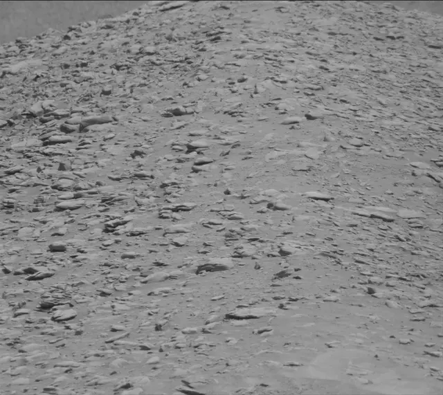 Sol 2933: Mast Camera (Mastcam)