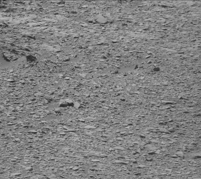 Sol 2933: Mast Camera (Mastcam)