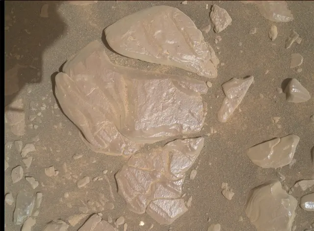 Sol 2933: Mars Hand Lens Imager (MAHLI)