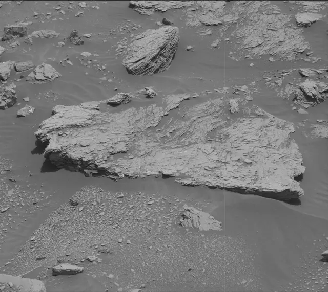Sol 2935: Mast Camera (Mastcam)