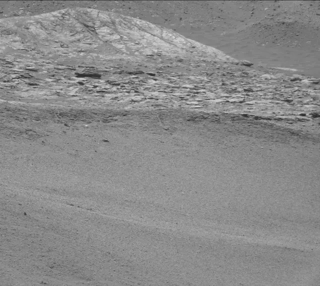 Sol 2935: Mast Camera (Mastcam)