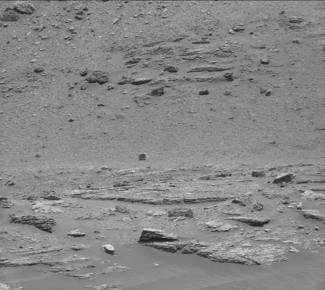 Sol 2935: Mast Camera (Mastcam)