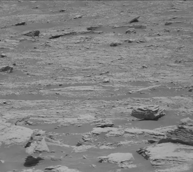 Sol 2935: Mast Camera (Mastcam)