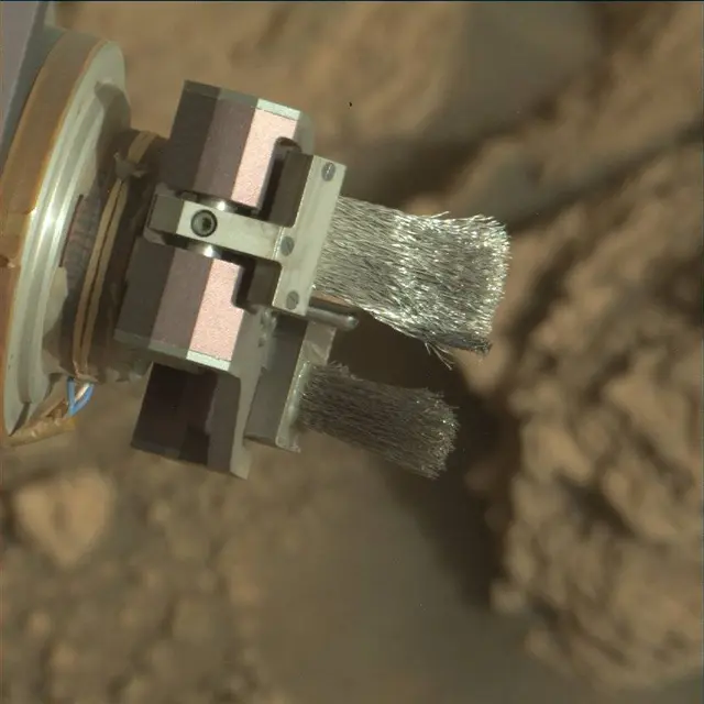 Sol 2935: Mast Camera (Mastcam)