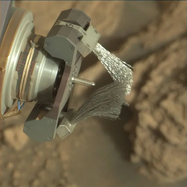 Sol 2935: Mast Camera (Mastcam)