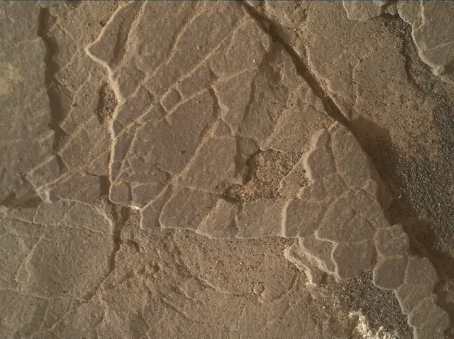 Sol 2935: Mars Hand Lens Imager (MAHLI)