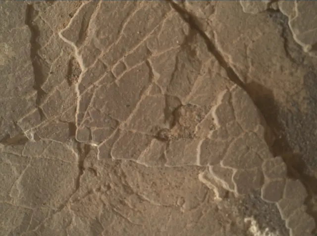 Sol 2935: Mars Hand Lens Imager (MAHLI)