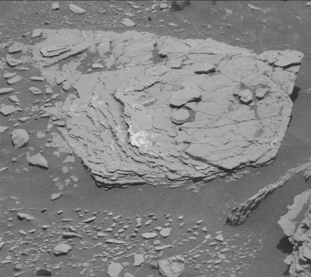 Sol 2936: Mast Camera (Mastcam)