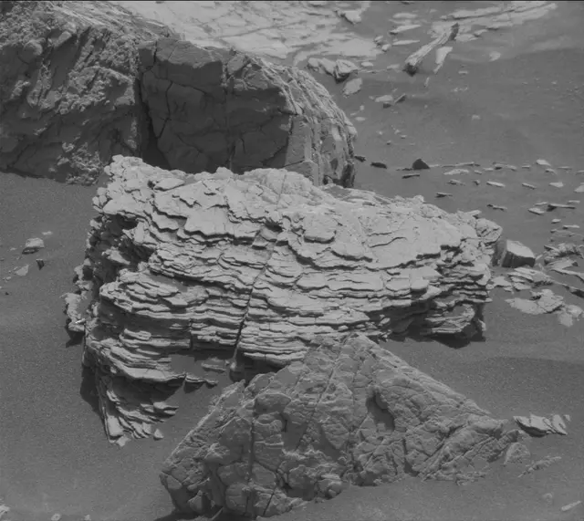 Sol 2936: Mast Camera (Mastcam)