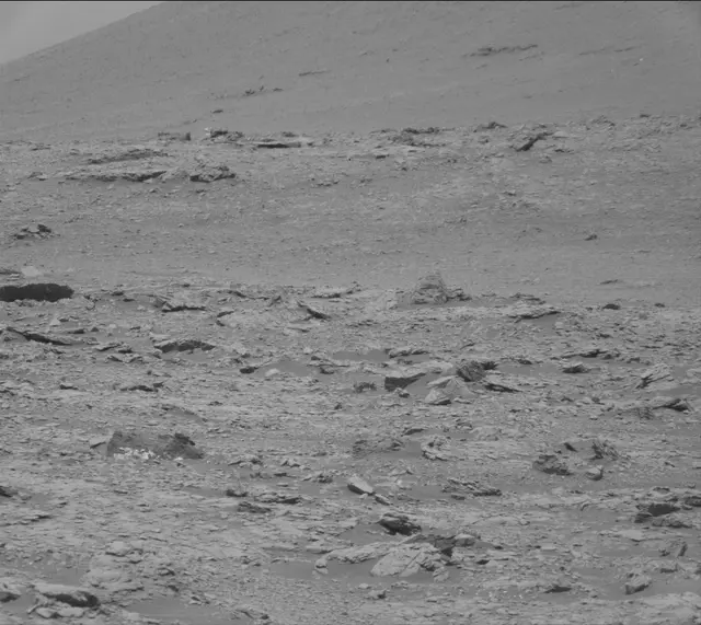 Sol 2938: Mast Camera (Mastcam)