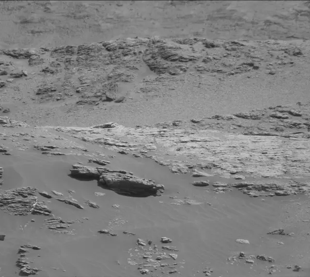 Sol 2938: Mast Camera (Mastcam)