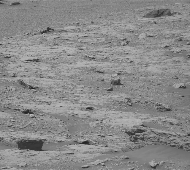 Sol 2938: Mast Camera (Mastcam)