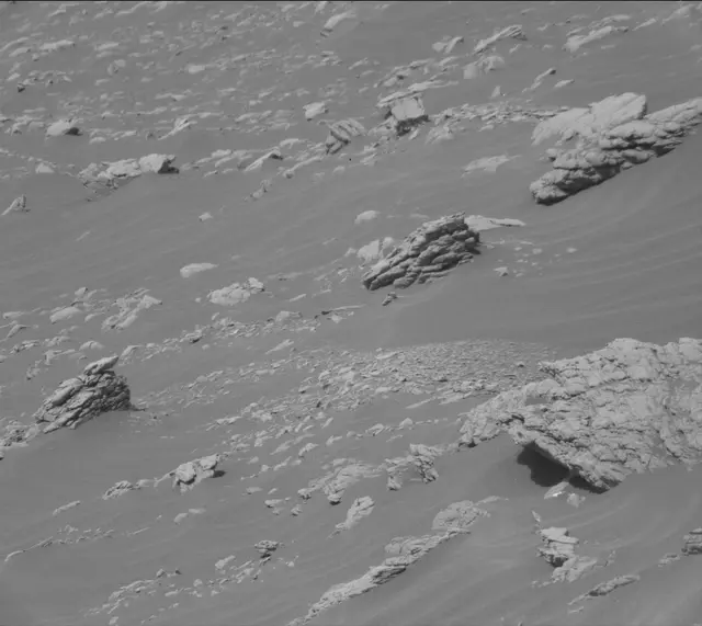 Sol 2938: Mast Camera (Mastcam)