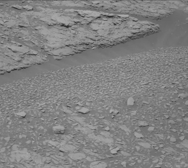 Sol 2938: Mast Camera (Mastcam)