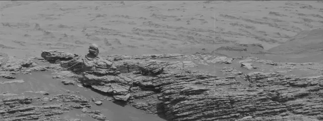 Sol 2940: Mast Camera (Mastcam)