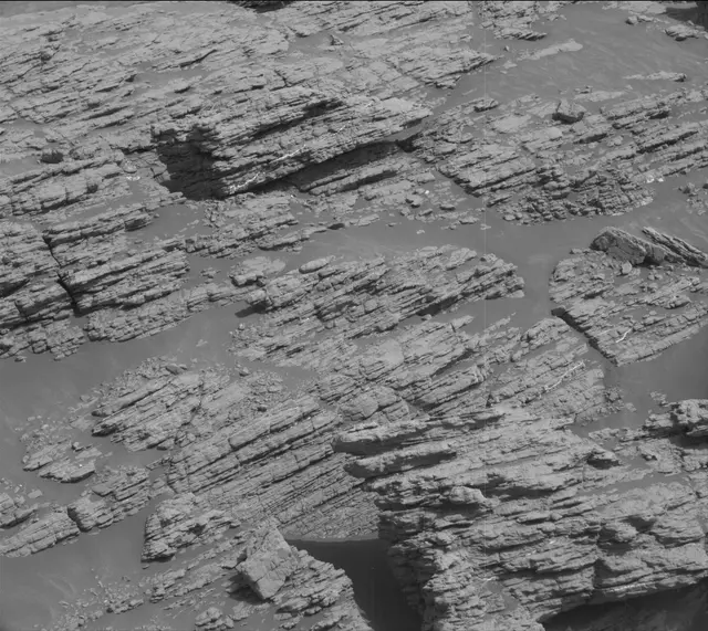 Sol 2940: Mast Camera (Mastcam)