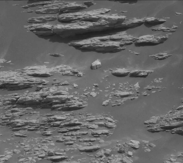 Sol 2940: Mast Camera (Mastcam)