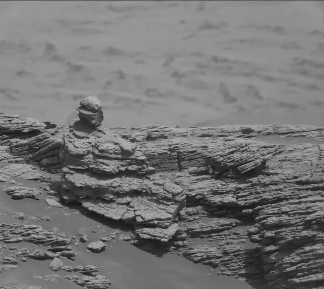 Sol 2940: Mast Camera (Mastcam)