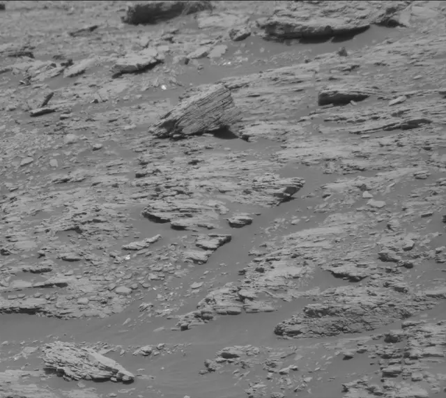 Sol 2940: Mast Camera (Mastcam)