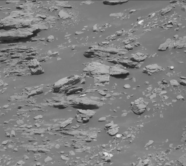 Sol 2940: Mast Camera (Mastcam)