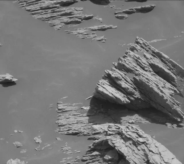 Sol 2940: Mast Camera (Mastcam)