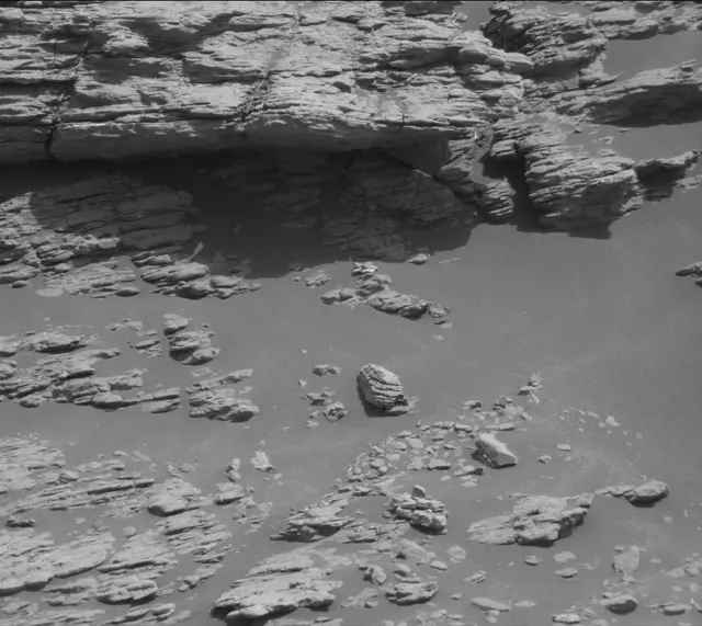 Sol 2940: Mast Camera (Mastcam)