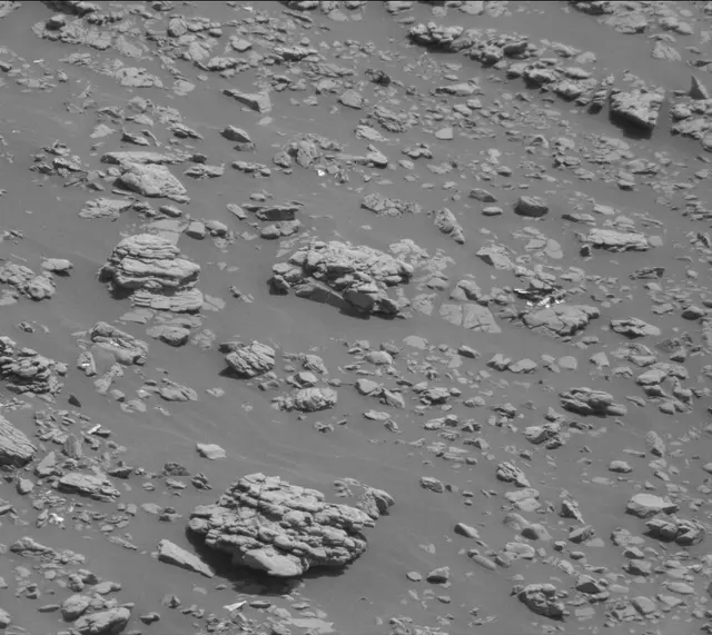 Sol 2940: Mast Camera (Mastcam)