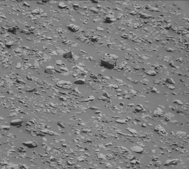 Sol 2940: Mast Camera (Mastcam)