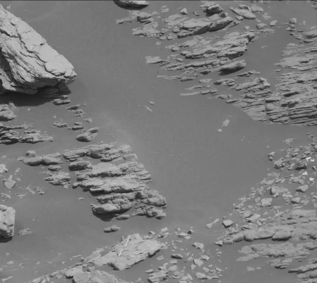 Sol 2940: Mast Camera (Mastcam)