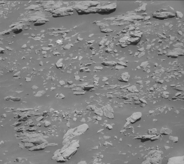 Sol 2940: Mast Camera (Mastcam)