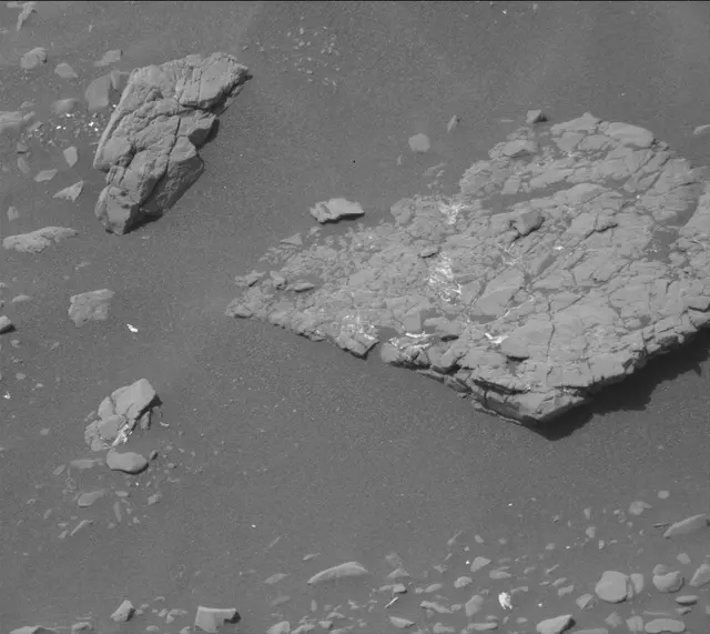 Sol 2940: Mast Camera (Mastcam)