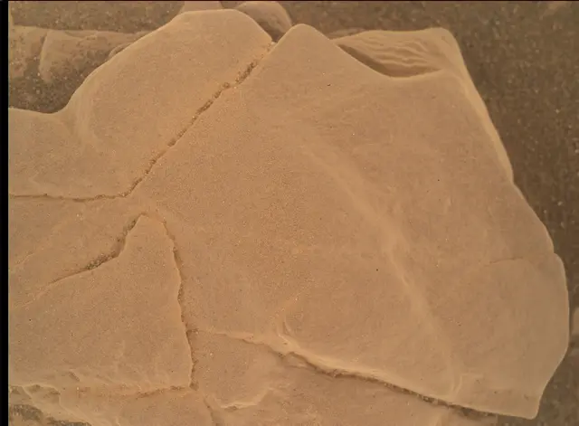 Sol 2940: Mars Hand Lens Imager (MAHLI)
