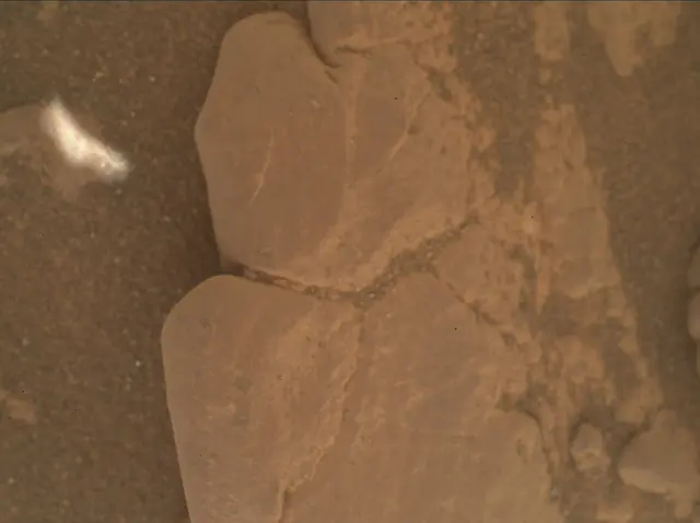Sol 2942: Mars Hand Lens Imager (MAHLI)