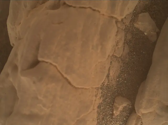 Sol 2942: Mars Hand Lens Imager (MAHLI)