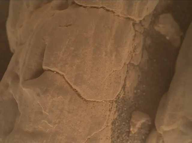 Sol 2942: Mars Hand Lens Imager (MAHLI)