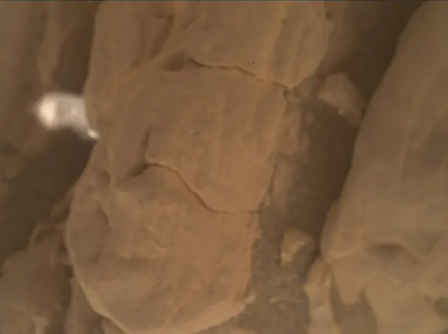 Sol 2942: Mars Hand Lens Imager (MAHLI)