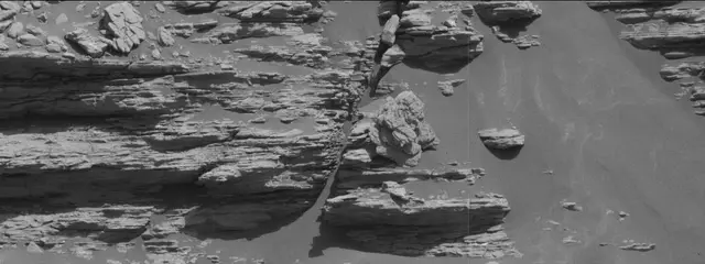 Sol 2943: Mast Camera (Mastcam)