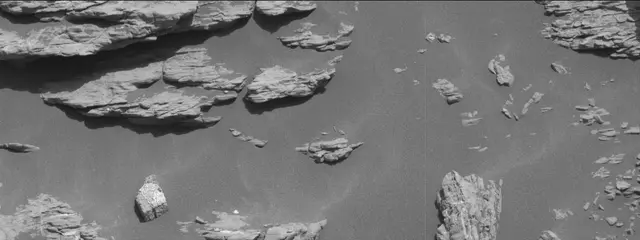 Sol 2943: Mast Camera (Mastcam)