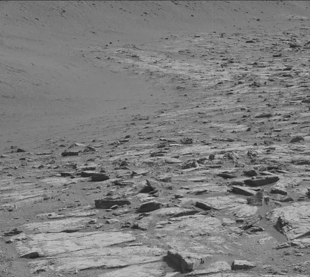 Sol 2943: Mast Camera (Mastcam)