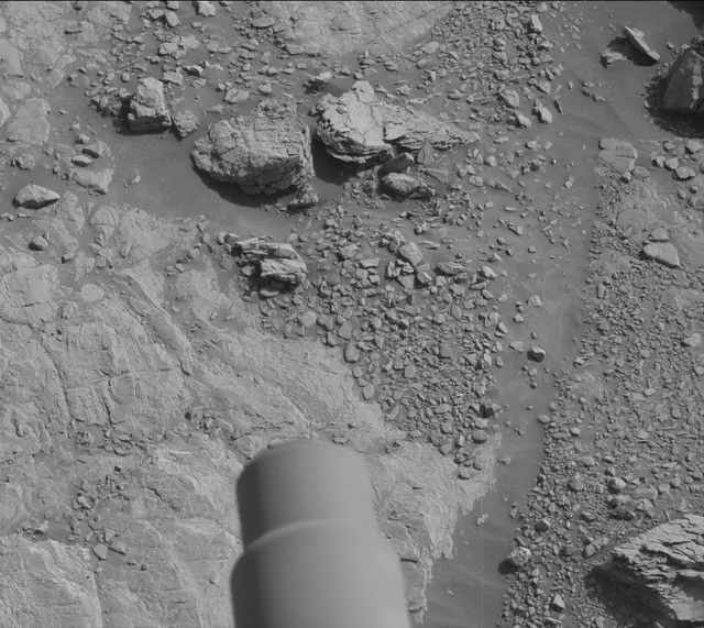 Sol 2943: Mast Camera (Mastcam)