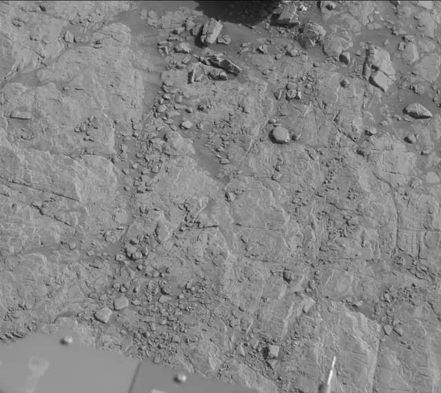 Sol 2943: Mast Camera (Mastcam)
