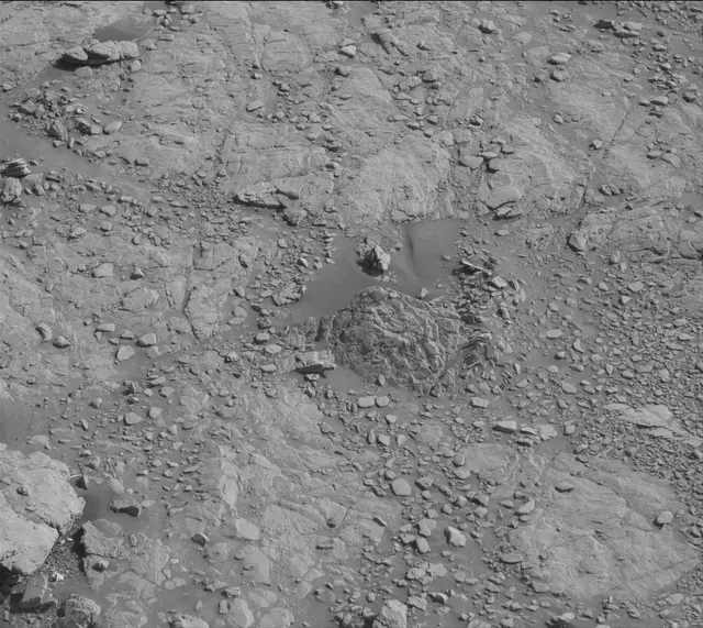 Sol 2943: Mast Camera (Mastcam)