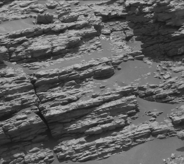 Sol 2943: Mast Camera (Mastcam)