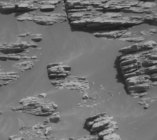 Sol 2943: Mast Camera (Mastcam)